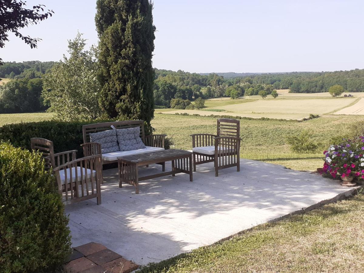 lembaudie Saint-Privat-des-Prés Exterior foto